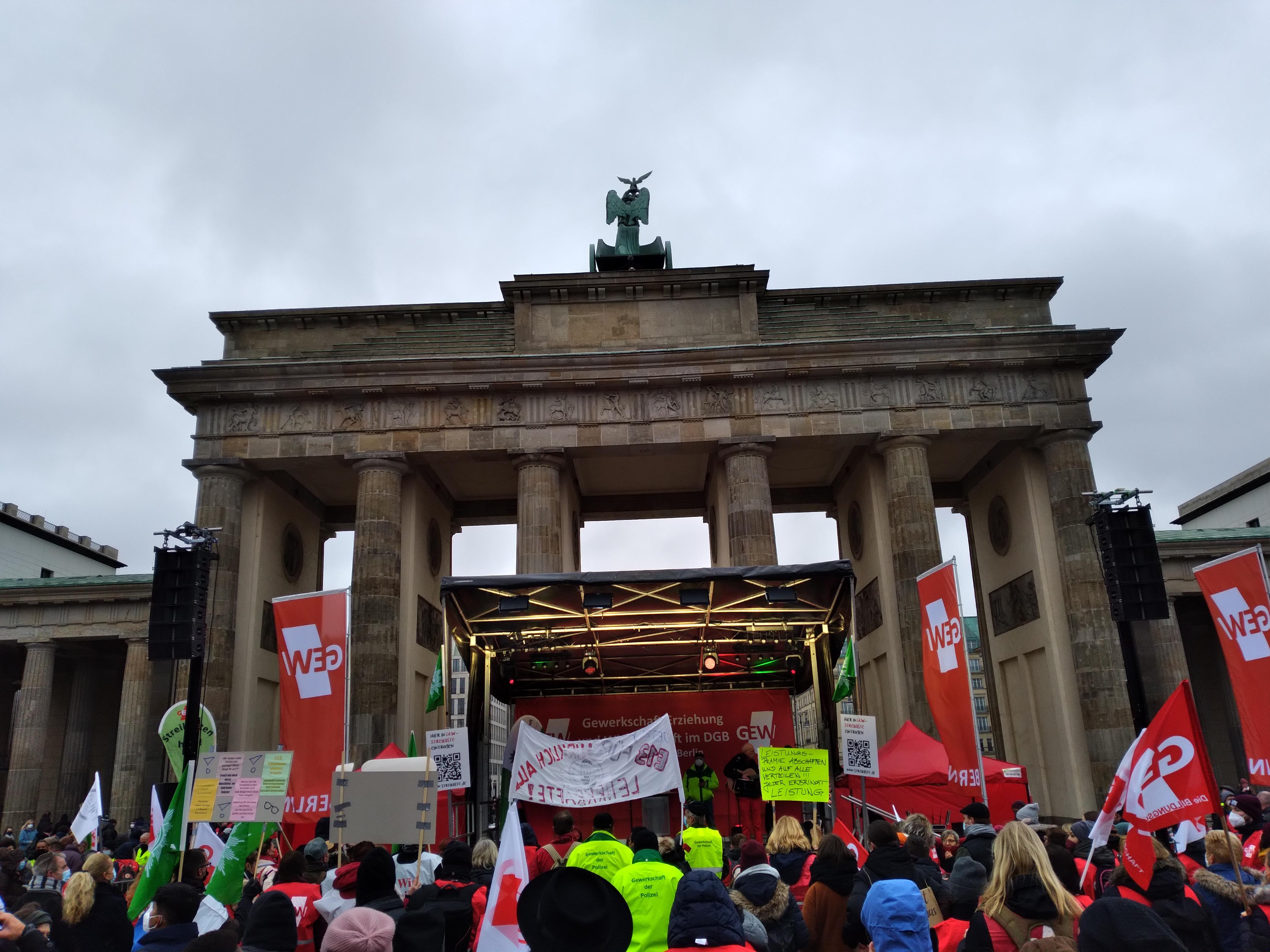 Bob K. joined German teachers in demonstration for more pay at the Brandenburg Gate in Berlin